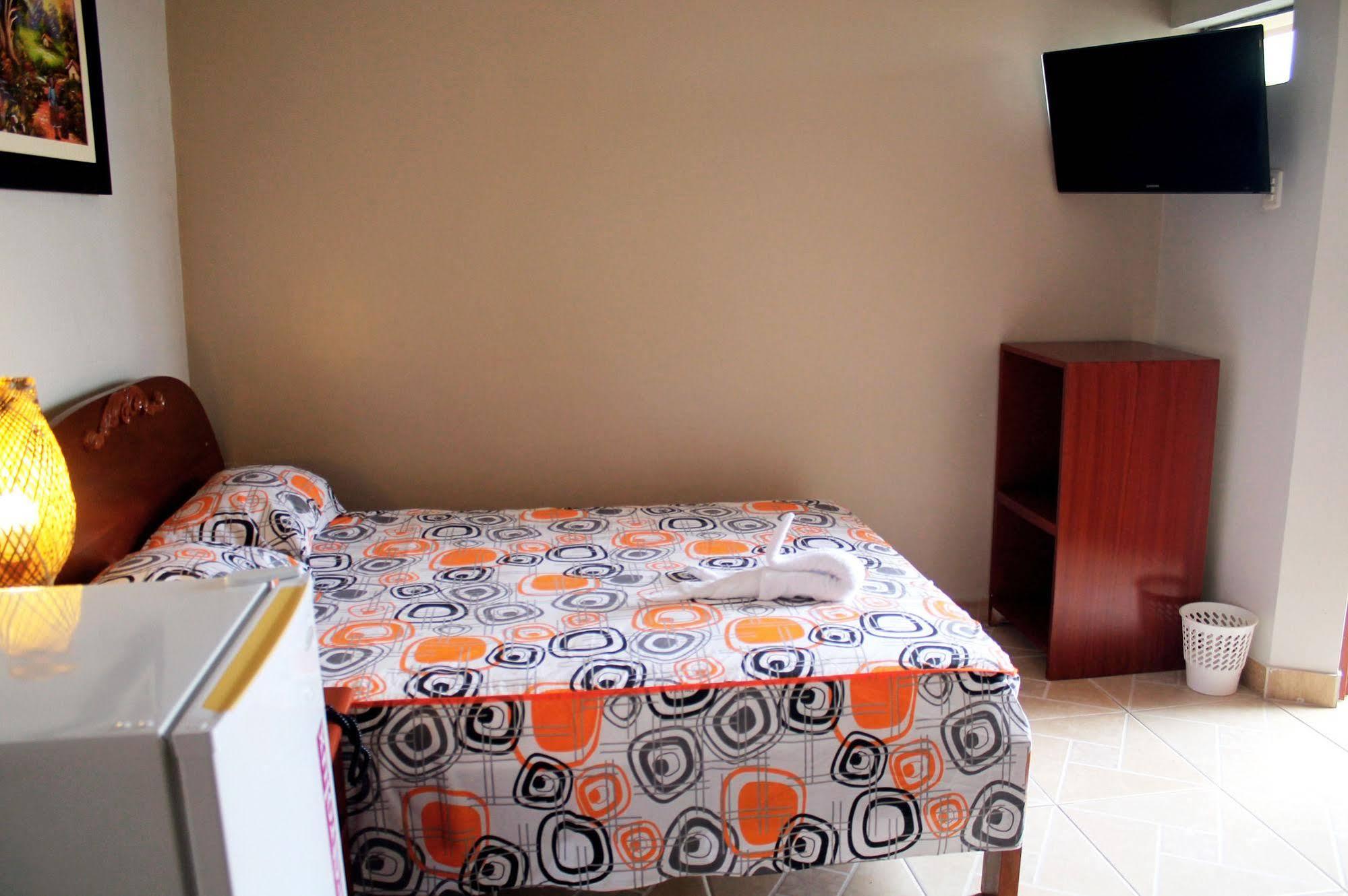 איקיטוס Hotel Ventura Isabel מראה חיצוני תמונה