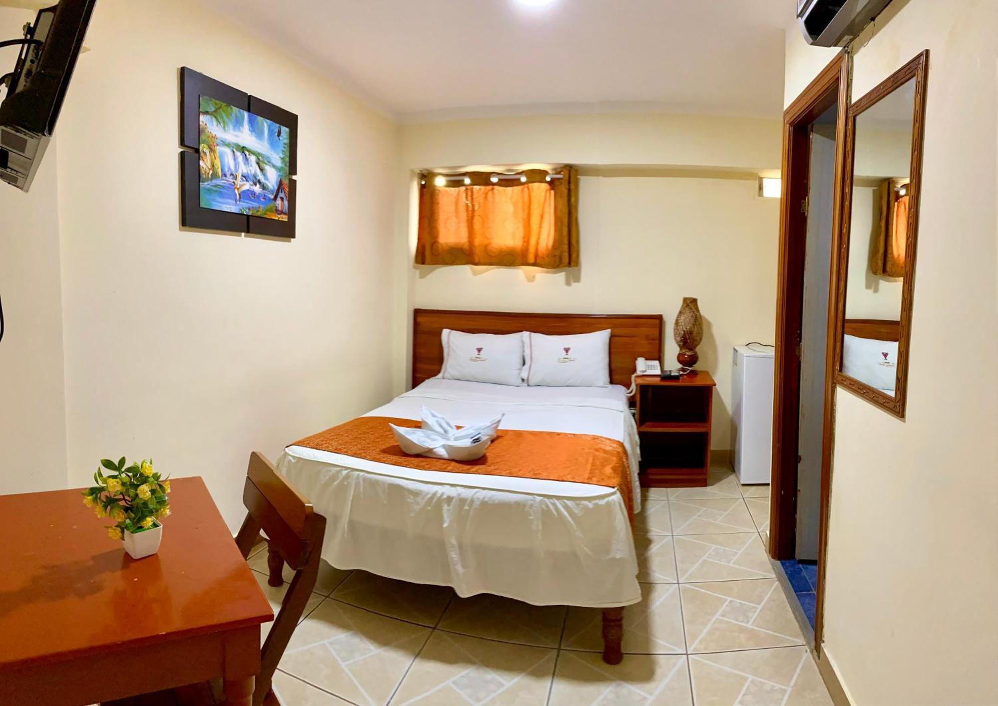 איקיטוס Hotel Ventura Isabel מראה חיצוני תמונה