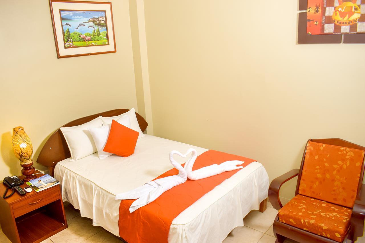 איקיטוס Hotel Ventura Isabel מראה חיצוני תמונה